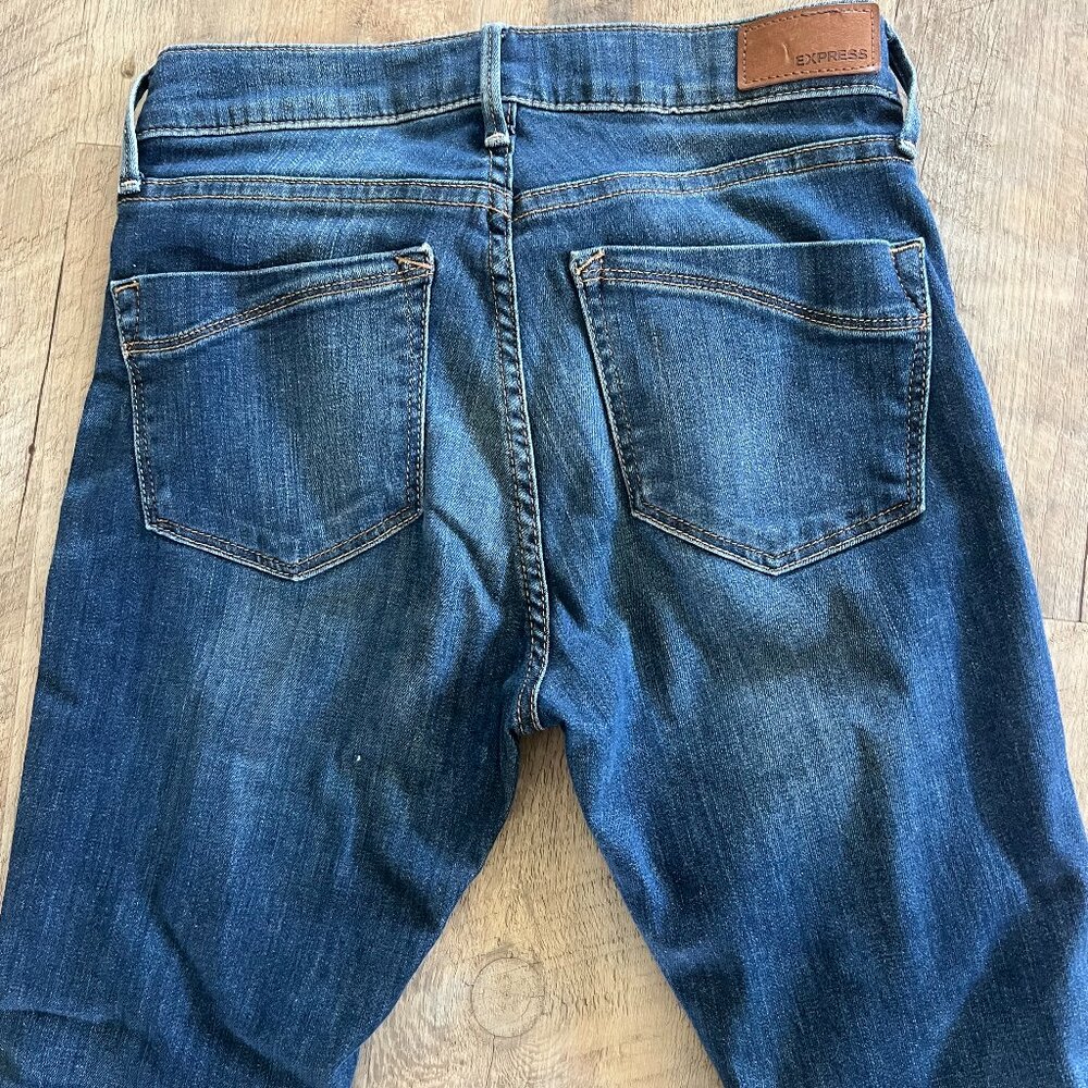 Express Mid Rise Dark Wash Ripped Skinny Jeans - Picture 4 of 6